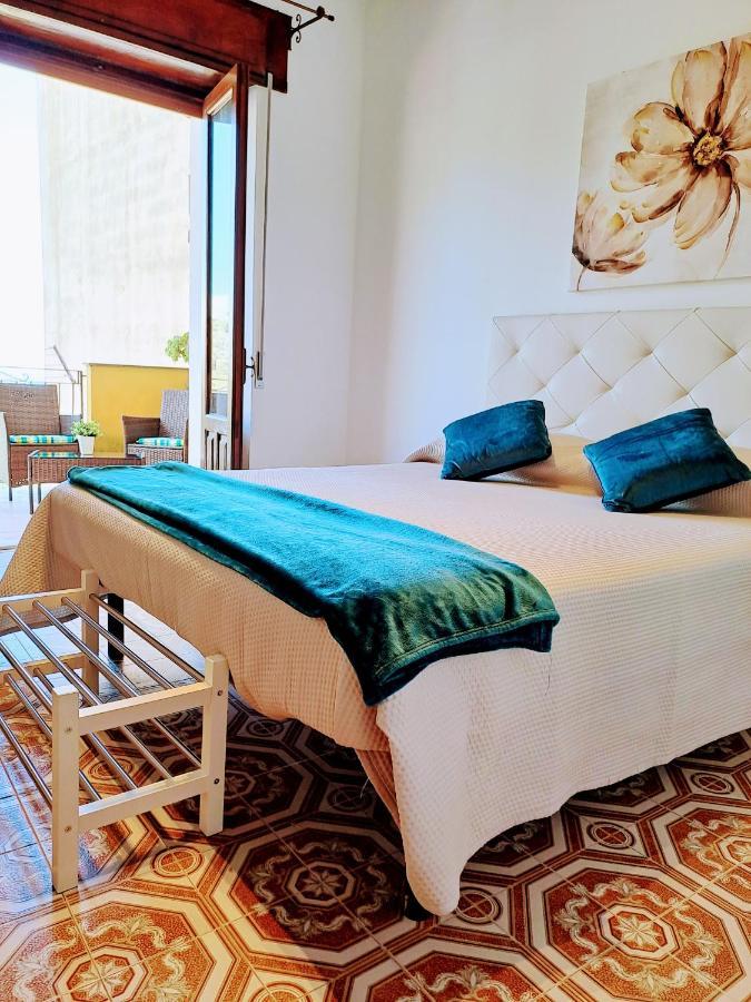 Tao Charming Apartment Taormina Bagian luar foto